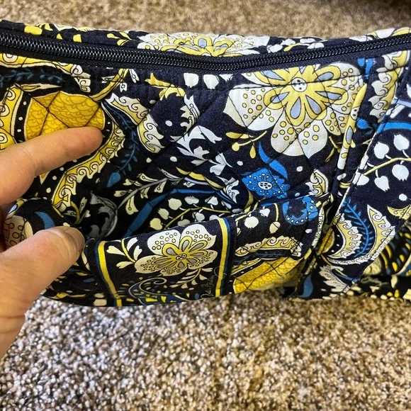 Vera Bradley crossbody, checkbook, wallet, tech holder - Picture 2 of 11